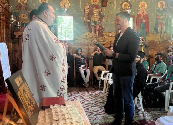 Rafael Núñez recibe el Santo ícono de San Constantino y Santa Elena-1