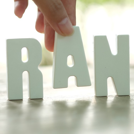 Cómo Construir Autoridad de Marca Personal en LinkedIn: Guía de Rafael Núñez Aponte